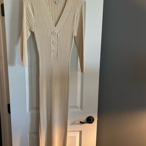 Eva Mendes cream dress